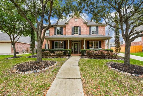 Single Family Residence in Humble TX 18042 Crescent Royale Way.jpg