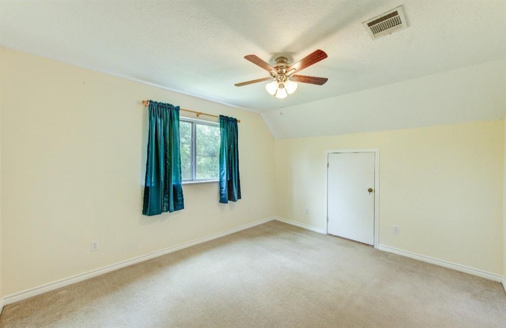 20610 Live Oak Drive, Damon, Texas image 36