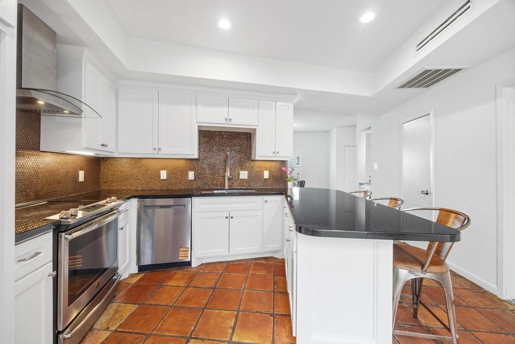 1300 Augusta Drive #23, Houston, Texas image 16
