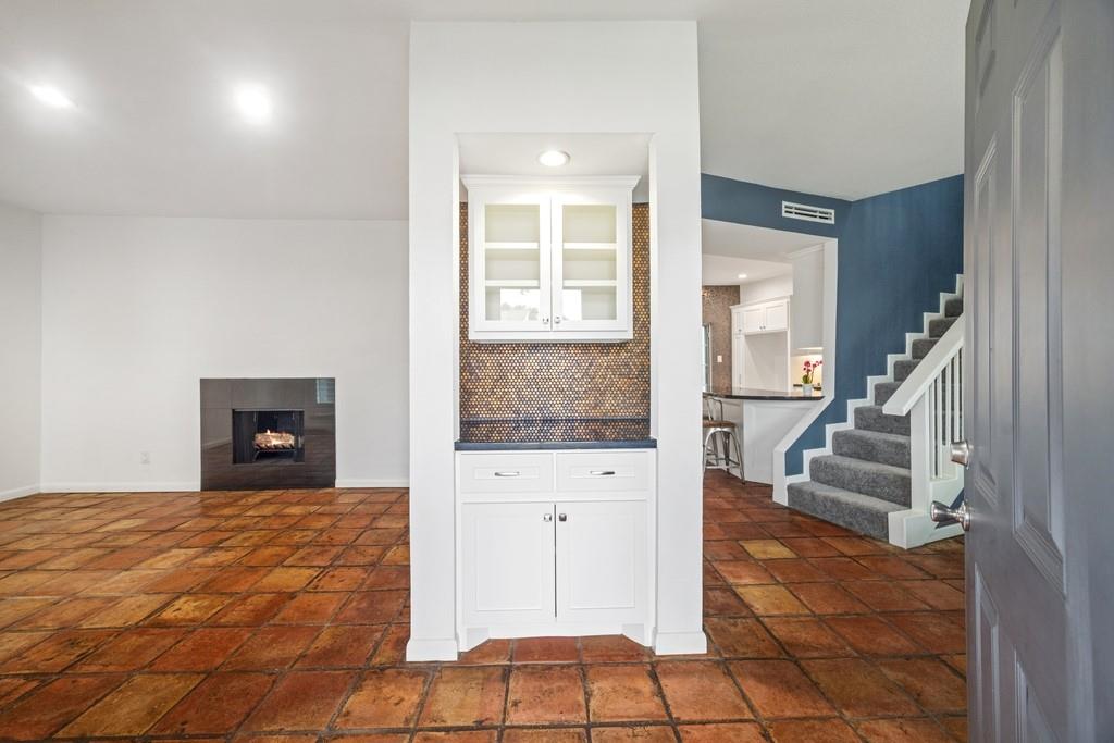 1300 Augusta Drive #23, Houston, Texas image 6