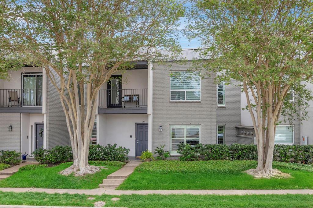 1300 Augusta Drive #23, Houston, Texas image 1