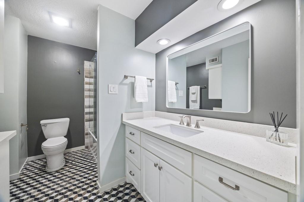 1300 Augusta Drive #23, Houston, Texas image 30