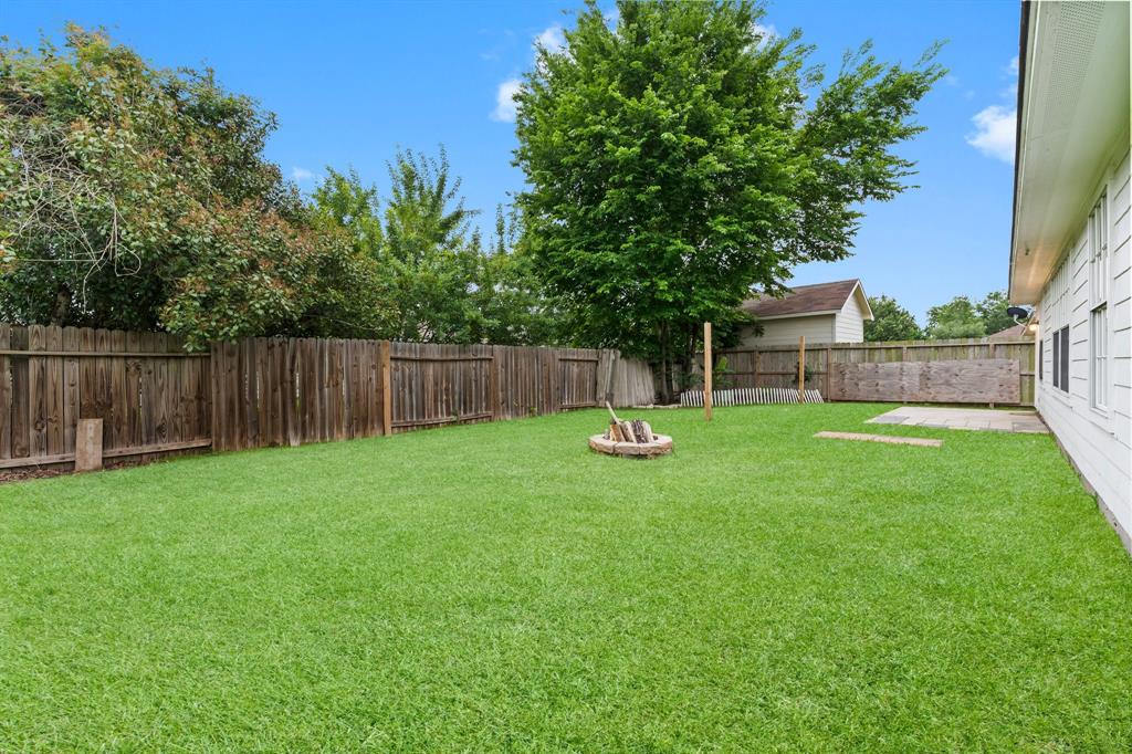 16883 Bob White Dr, Conroe, Texas image 33