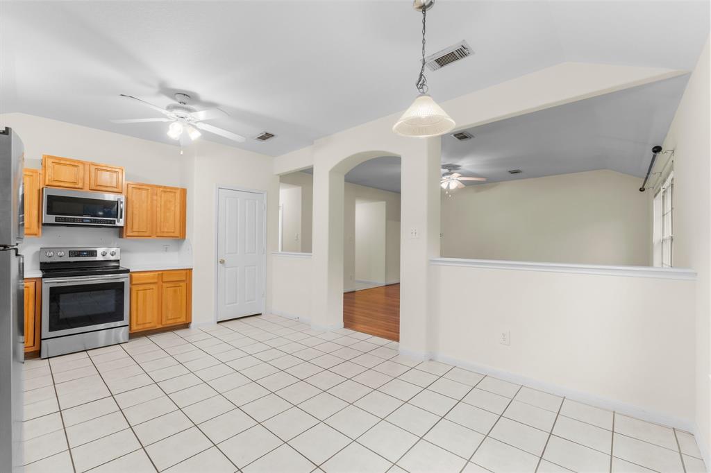 16883 Bob White Dr, Conroe, Texas image 13