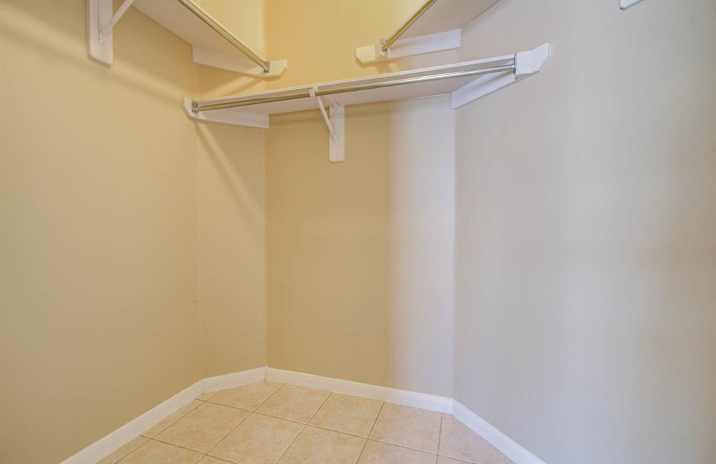 2906 Huckleberry Street, Missouri City, Texas image 30