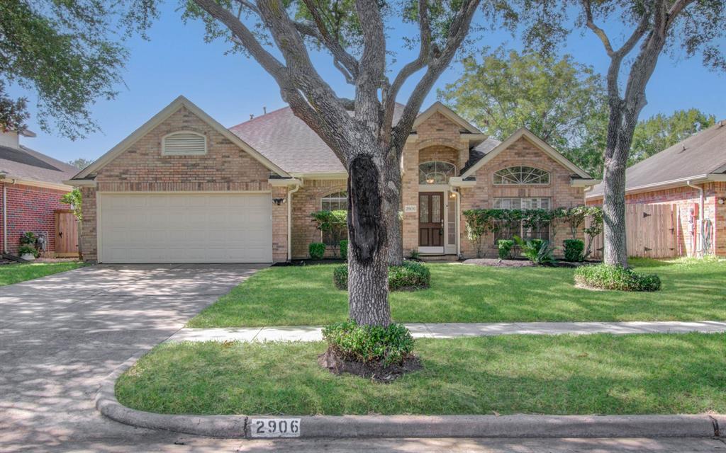 2906 Huckleberry Street, Missouri City, Texas image 2
