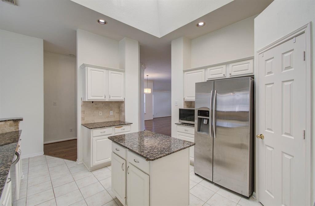 2906 Huckleberry Street, Missouri City, Texas image 33