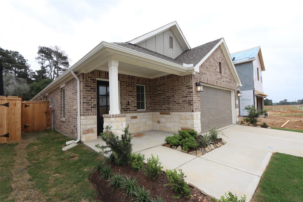 21446 Jacaranda Blossom Way, Tomball, Texas image 7
