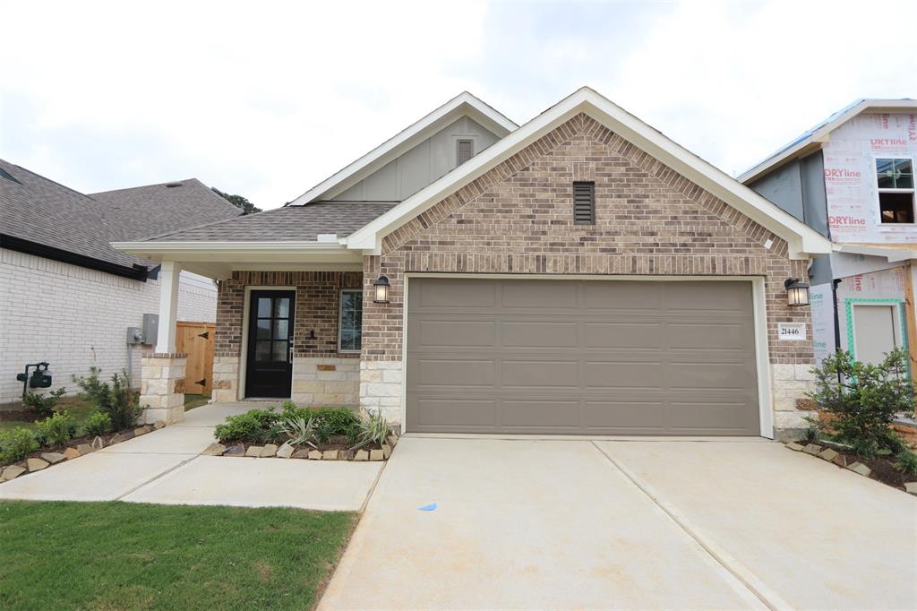 21446 Jacaranda Blossom Way, Tomball, Texas image 1