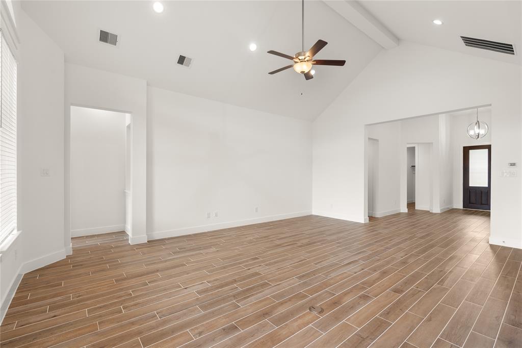 18232 Saffron Sun Street, Conroe, Texas image 8