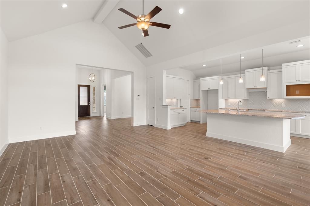 18232 Saffron Sun Street, Conroe, Texas image 6