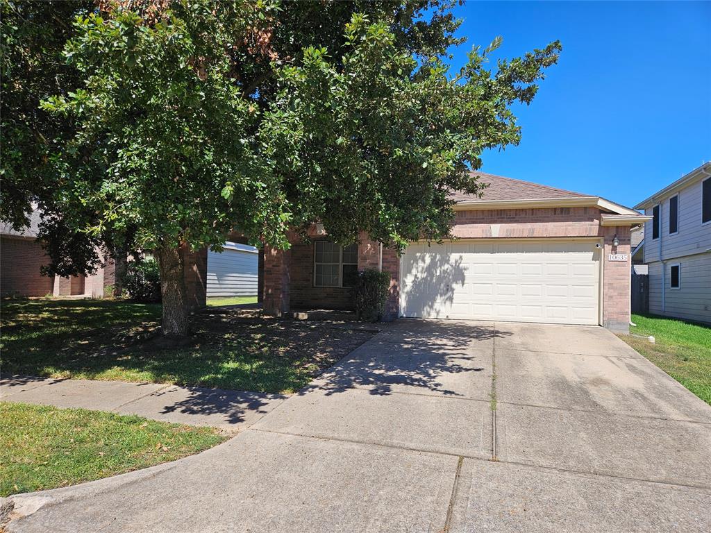 10635 Gold Finch Road, Baytown, Texas image 13