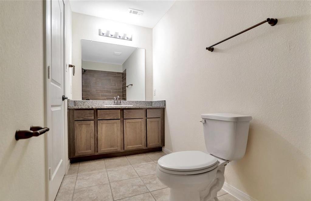 26672 Pools Creek Drive, Huntsville, Texas image 7