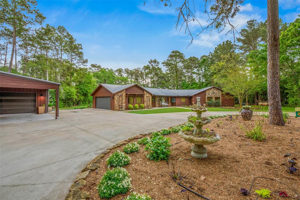22203 Giant Hickory Drive, Magnolia, Texas image 5