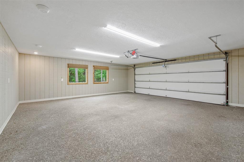 22203 Giant Hickory Drive, Magnolia, Texas image 35