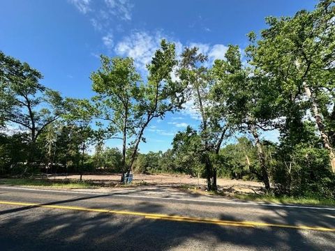 Vacant Land For Sale - 7190 State Highway 75<br/> Walker County, Huntsville, TX 77340