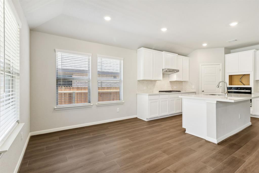 1615 Shae Oak Lane