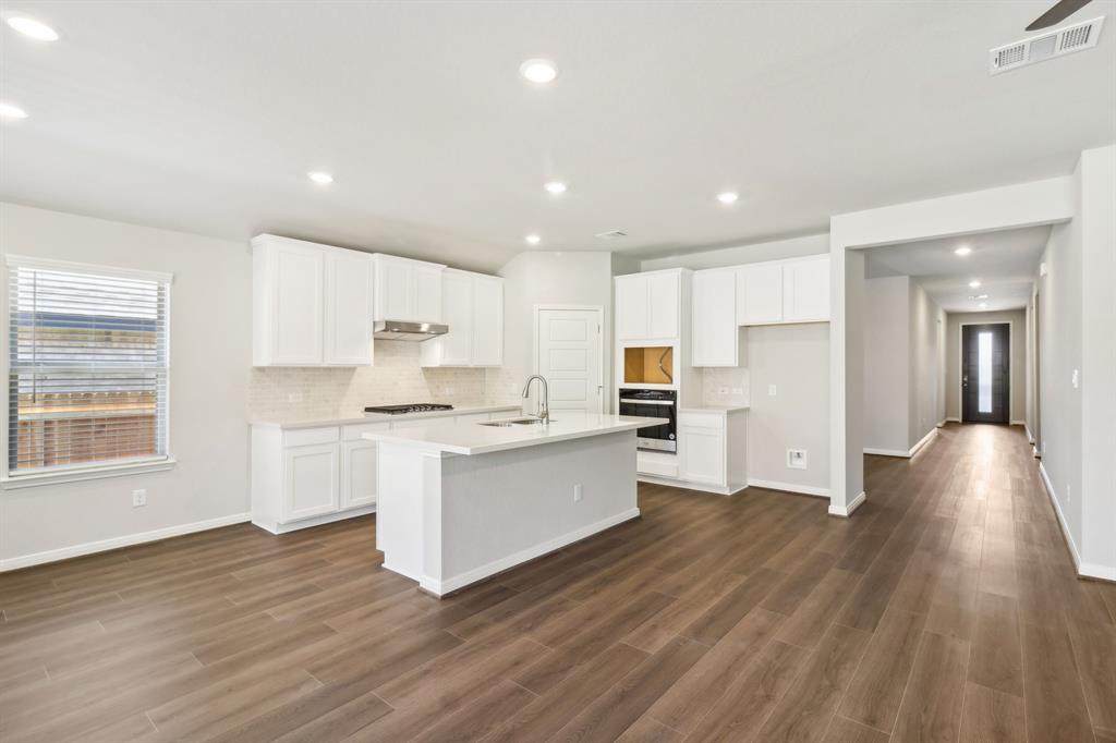 1615 Shae Oak Lane