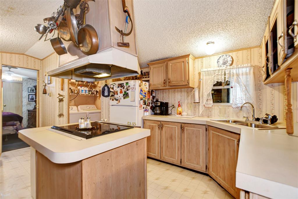314 Placid Lake Lane, Magnolia, Texas image 16