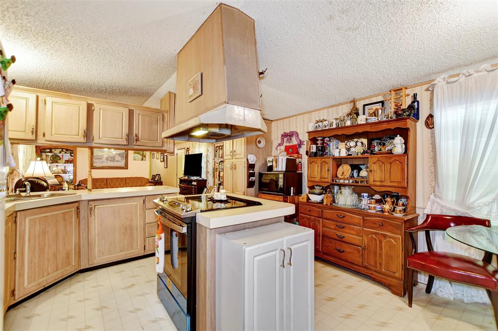 314 Placid Lake Lane, Magnolia, Texas image 19