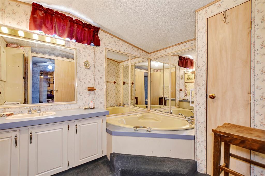 314 Placid Lake Lane, Magnolia, Texas image 26