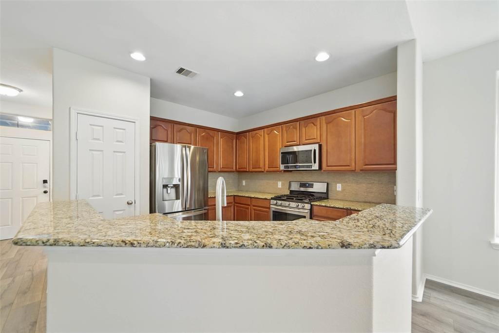 6003 Baileys Run Lane, Katy, Texas image 12