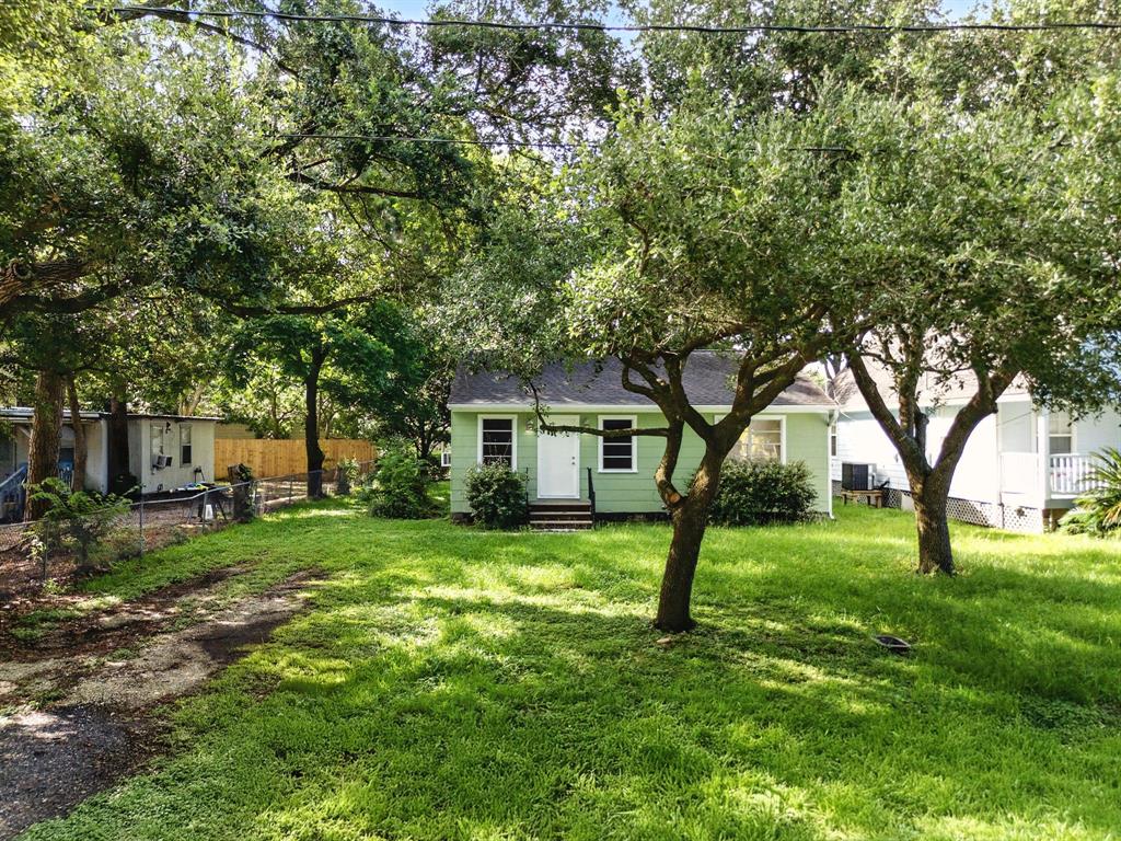 303 Texas Avenue
