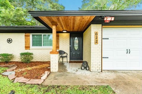 A home in Brazoria