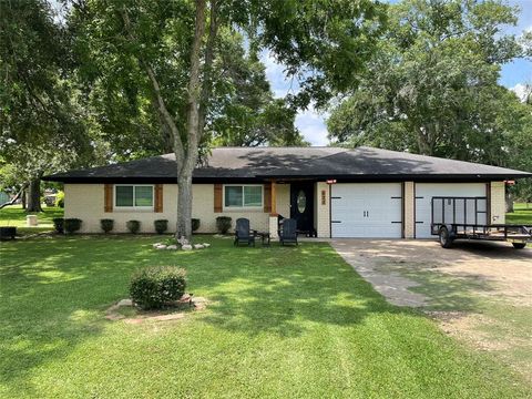 A home in Brazoria