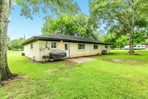 A home in Brazoria