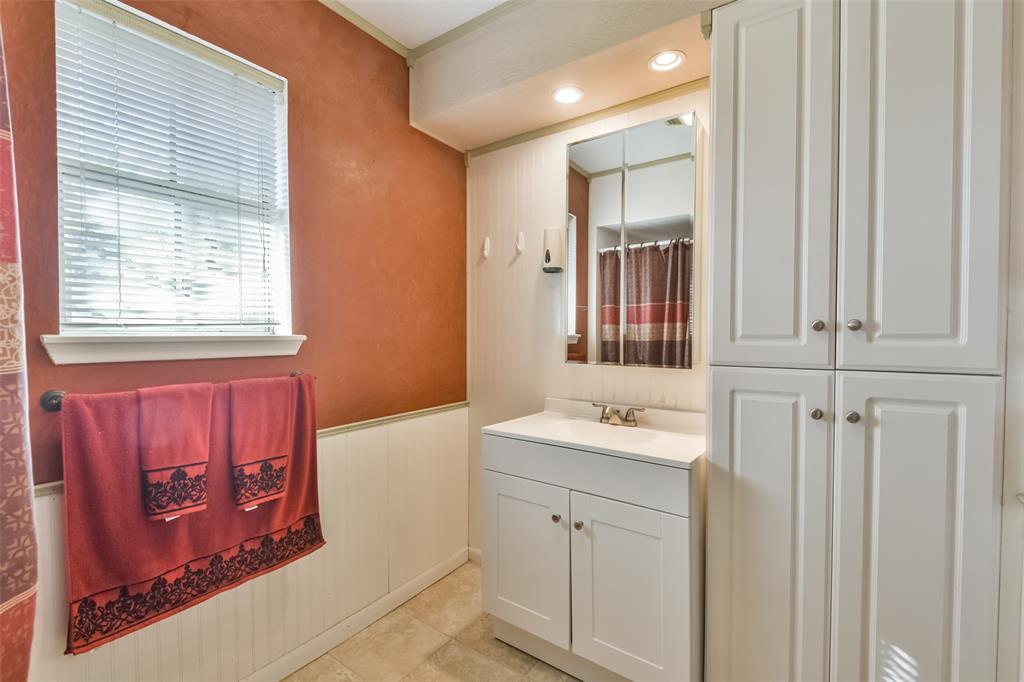 1805 Twila Lane, Conroe, Texas image 21