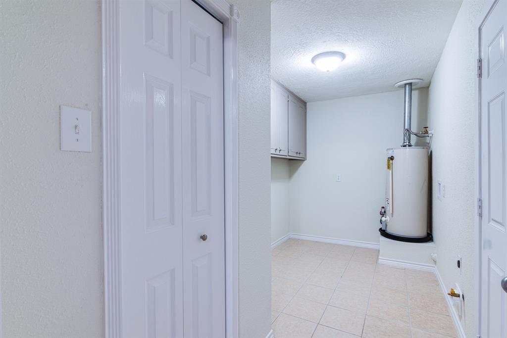 5214 Meadow Crest Street, La Porte, Texas image 26