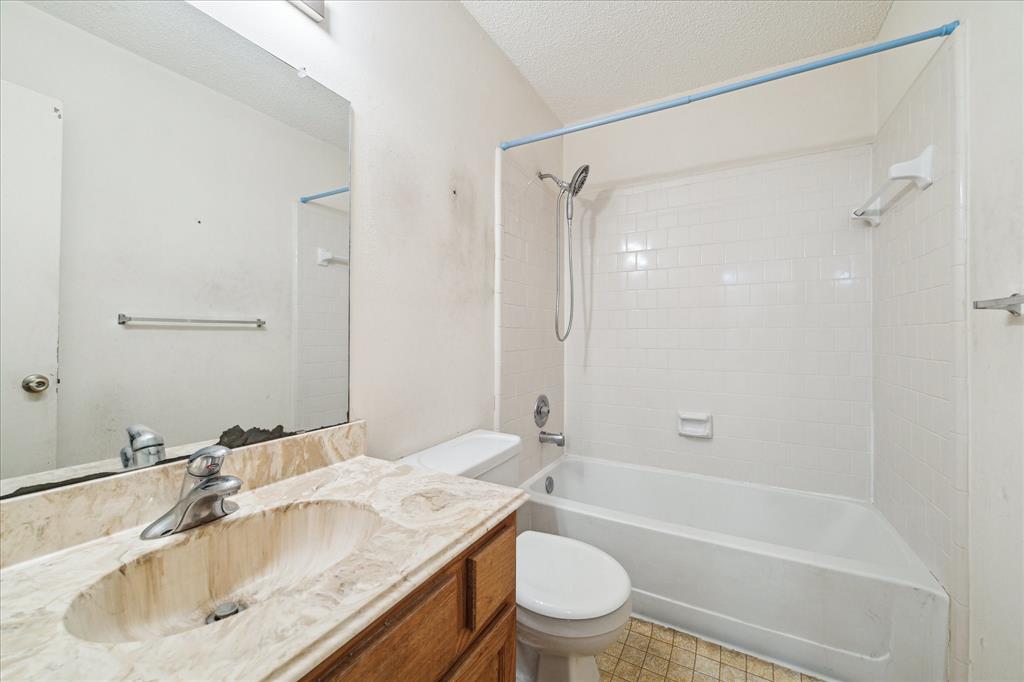2909 Elm Grove Court, Houston, Texas image 14