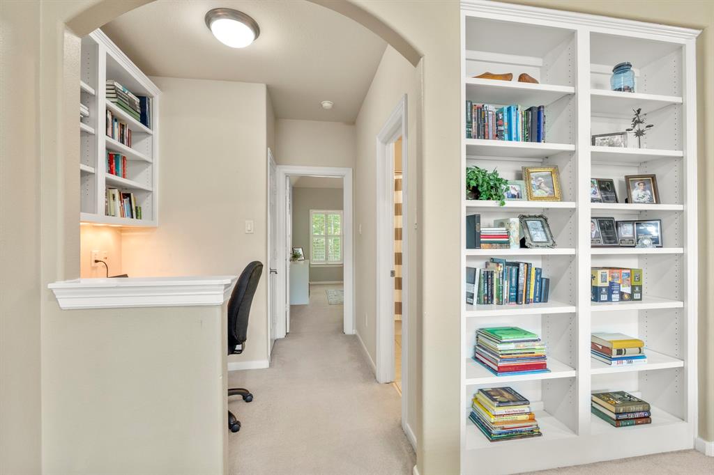99 S Shawnee Ridge Circle, The Woodlands, Texas image 36