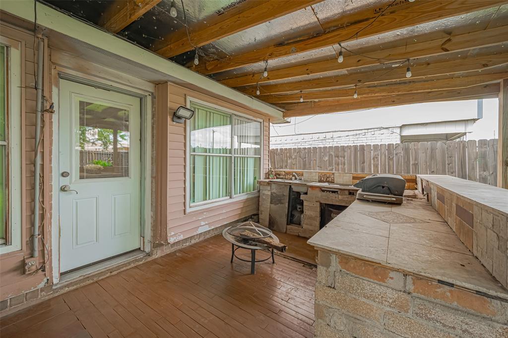 1219 Castle Glen Drive, Houston, Texas image 27