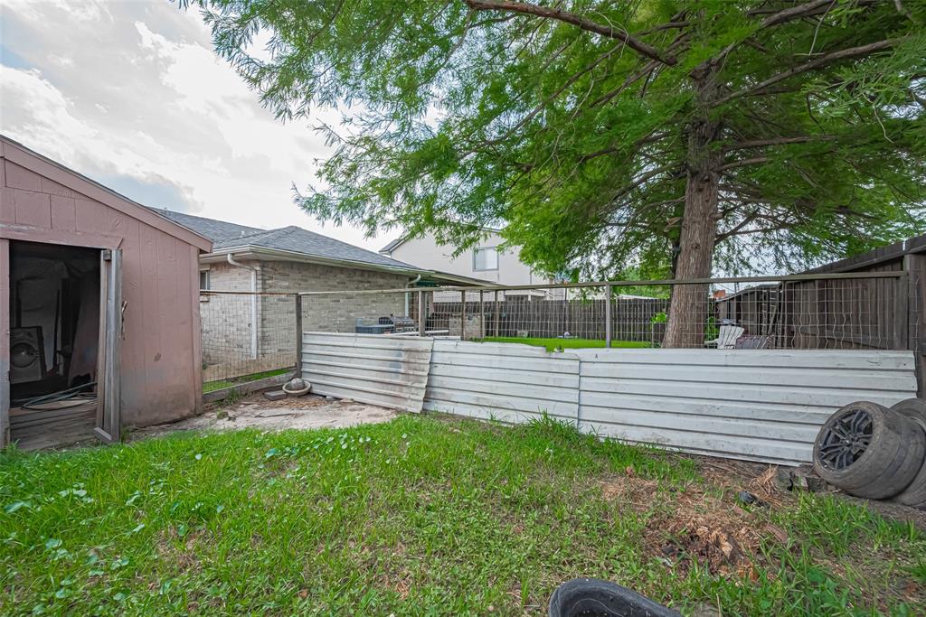 1219 Castle Glen Drive, Houston, Texas image 39