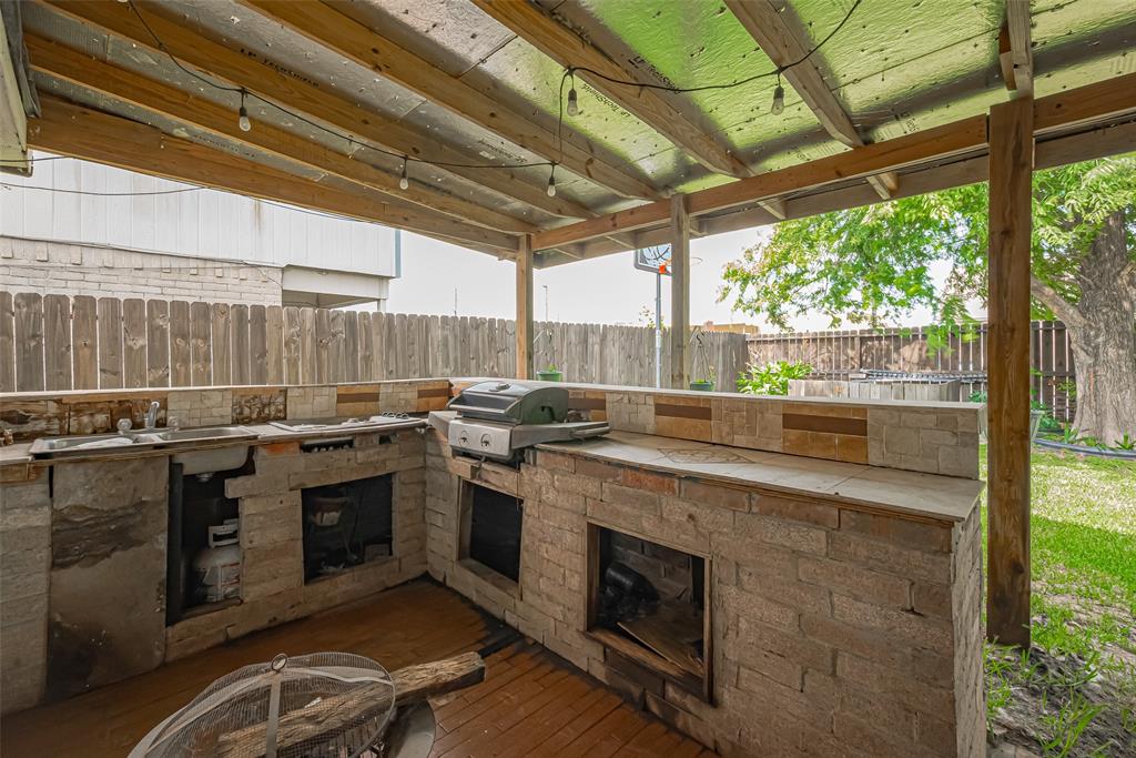 1219 Castle Glen Drive, Houston, Texas image 30