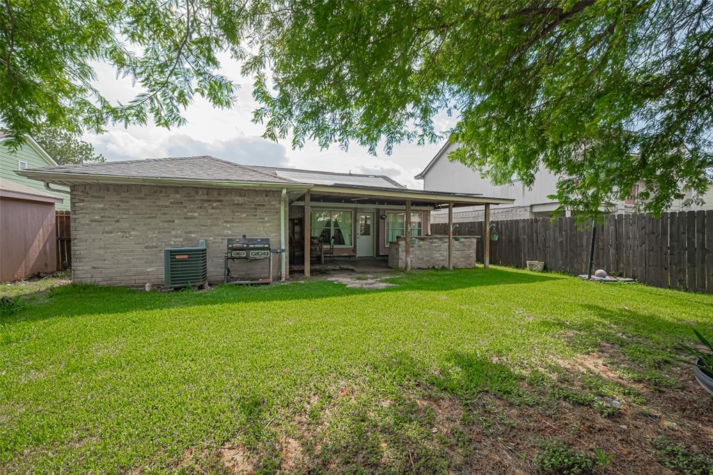 1219 Castle Glen Drive, Houston, Texas image 41