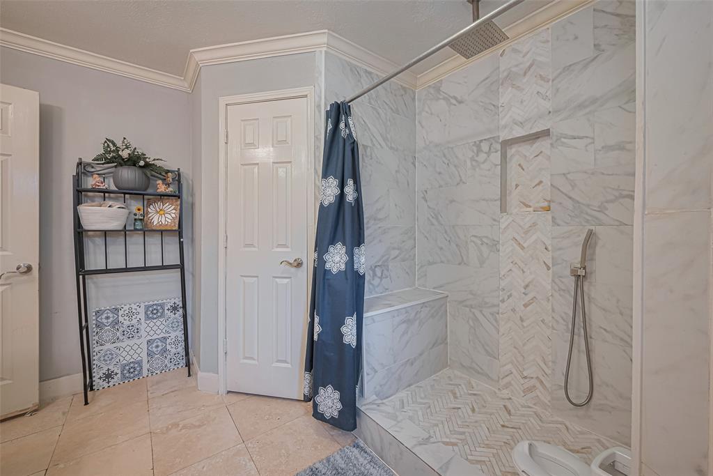 1219 Castle Glen Drive, Houston, Texas image 24