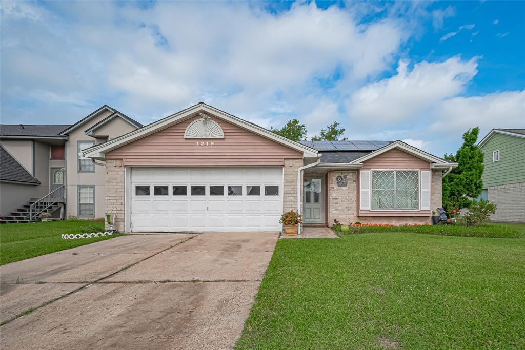 1219 Castle Glen Drive, Houston, Texas image 45