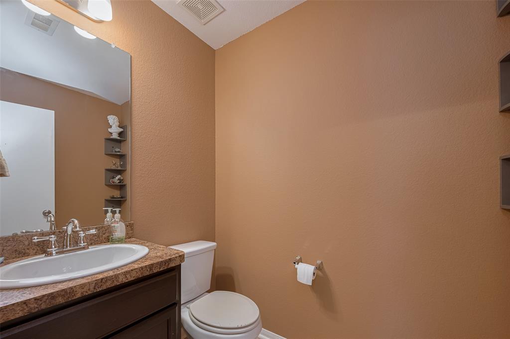 715 Fallow Lane, Alvin, Texas image 17