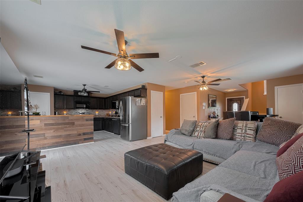 715 Fallow Lane, Alvin, Texas image 12