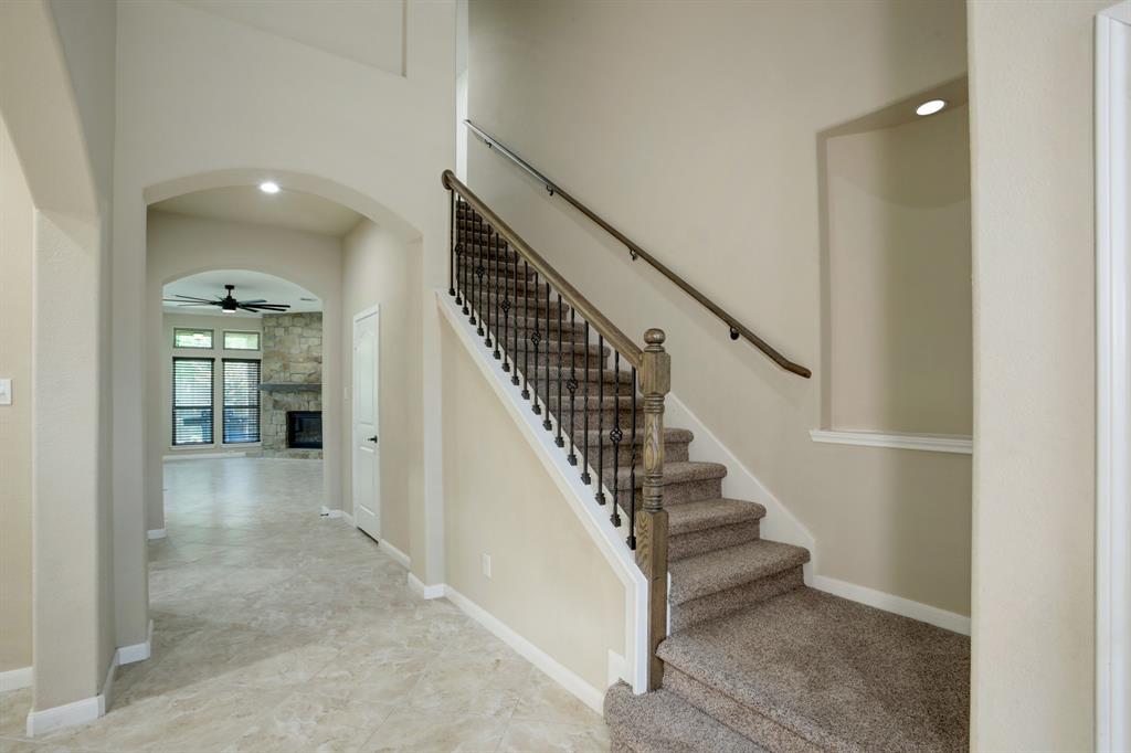 3541 Firenze Drive, Friendswood, Texas image 5