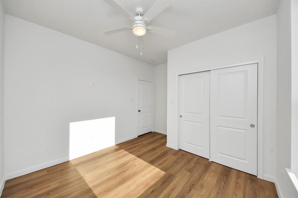 5325 Rue Street, Houston, Texas image 10