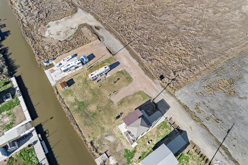 1125 Paisley Street, Gilchrist, Texas image 10