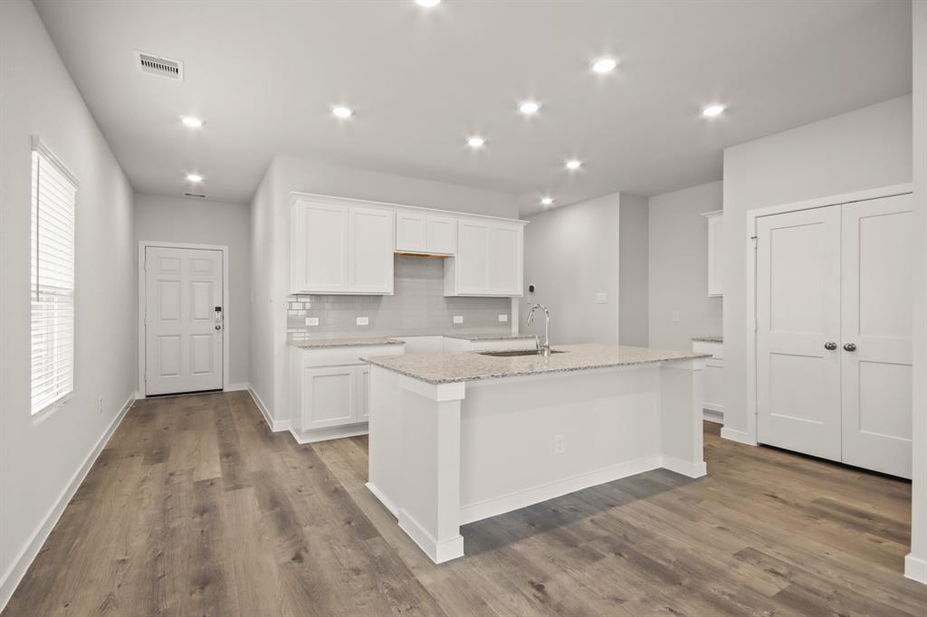 11526 Prosperity Drive