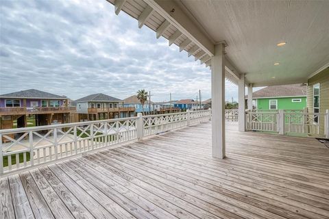 A home in Crystal Beach