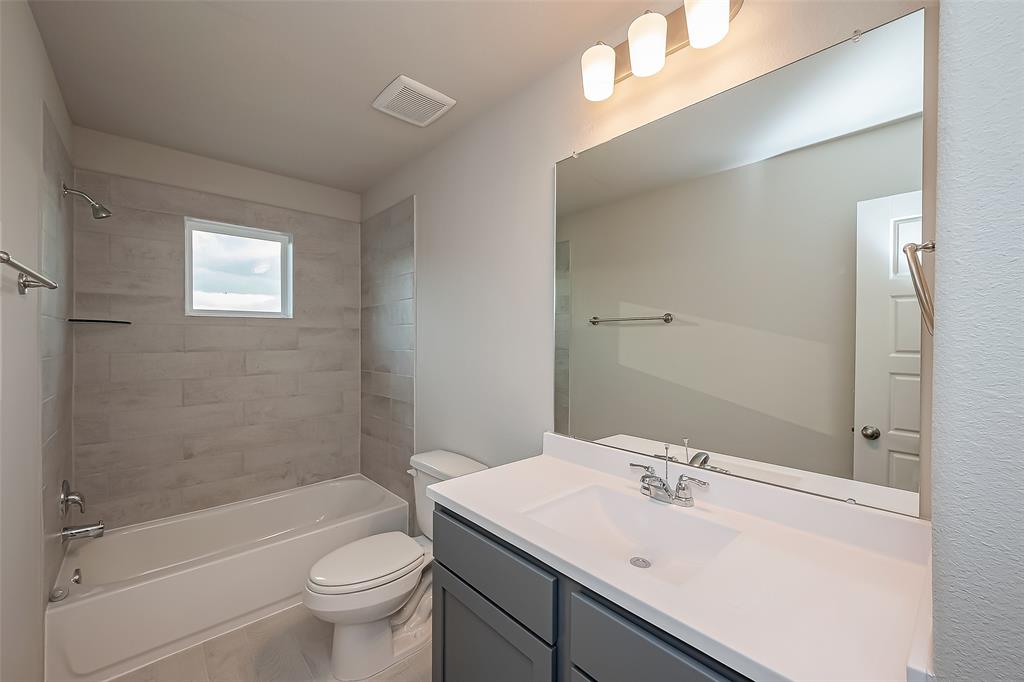 15038 Worthington Bend Dr, Humble, Texas image 28