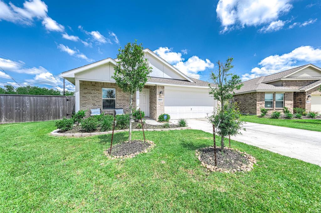 9927 Archdale Spring Drive