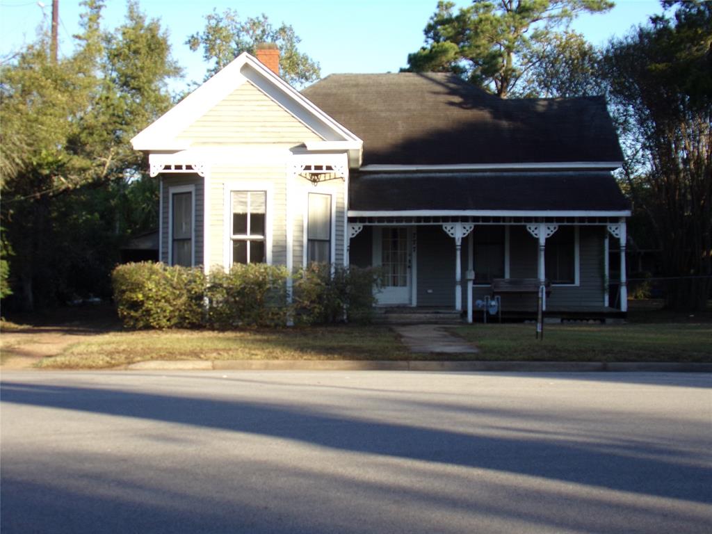 777 W Main Street, Sealy, Texas image 2